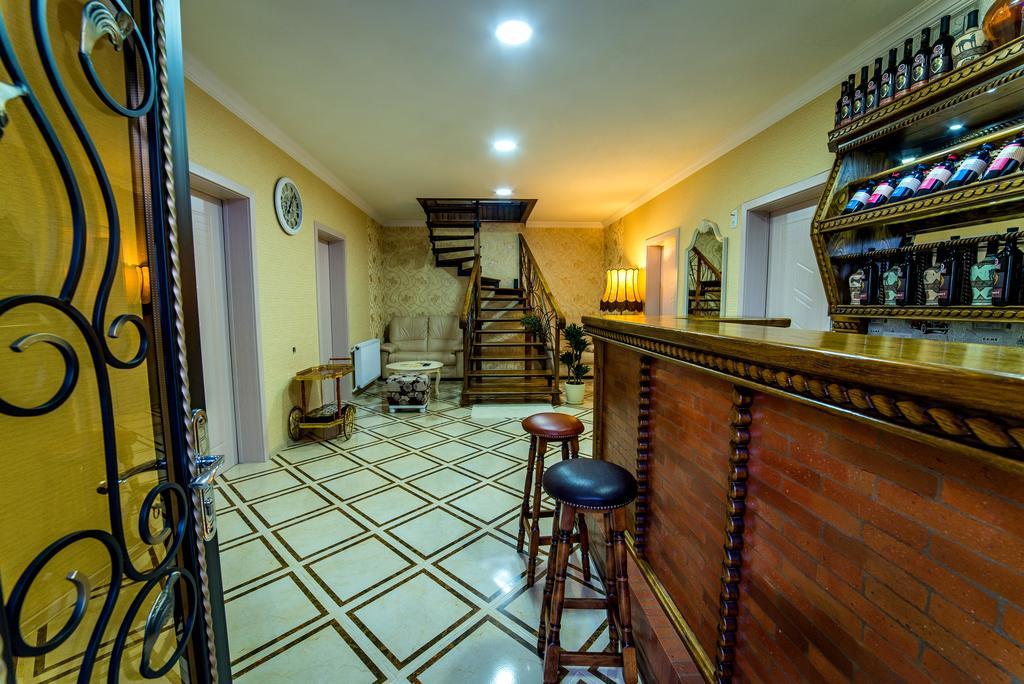Hotel Guglux &Wine Cellar Телави Экстерьер фото