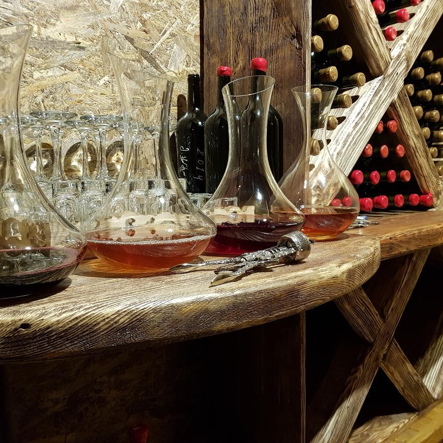 Hotel Guglux &Wine Cellar Телави Экстерьер фото