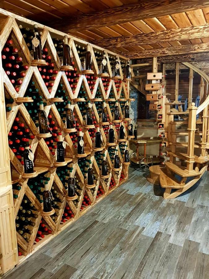 Hotel Guglux &Wine Cellar Телави Экстерьер фото